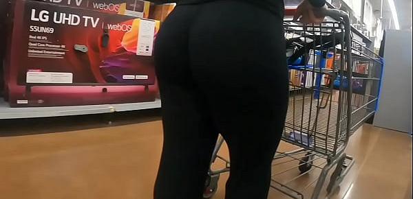  Mom At Walmart See Through Huge Booty Wedgie